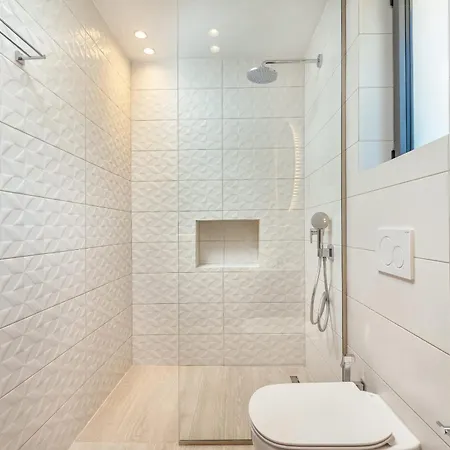 Vila Euphoria Hill Luxury 3br With Private Pool & Sea View, By Tk Premium Argassi