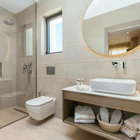 Euphoria Hill Luxury 3br With Private Pool & Sea View, By Tk Premium Vila