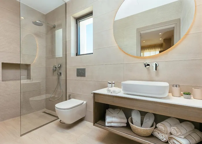 Euphoria Hill Luxury 3br With Private Pool & Sea View, By Tk Premium וילה