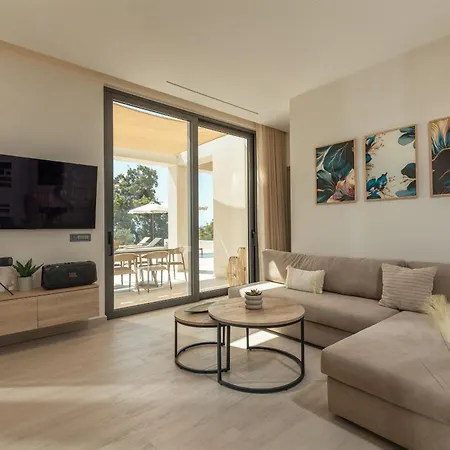 Βίλα Euphoria Hill Villa, By Tk Premium